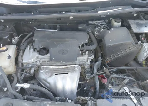 2018 Toyota Rav4 Xle z USA, uszkodzony, nr VIN 2T3WFREV4JW481174